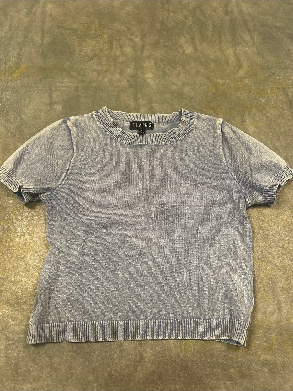 Timing light blue cropped knit top